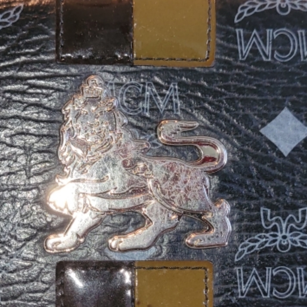 MCM Limited Edition Black and Gold Princess Wallet - Picture 8 of 8